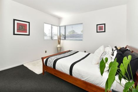 Photo of property in 803 Whangaparaoa Road, Manly, Whangaparaoa, 0930