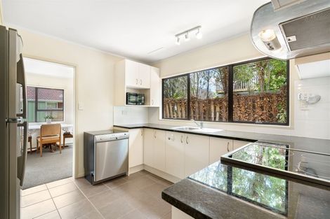 Photo of property in 2/16a Puriri Street, Takapuna, Auckland, 0622