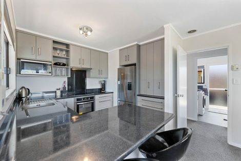 Photo of property in 37 Cullimore Street, Pukete, Hamilton, 3200