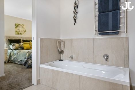 Photo of property in 5 Merlot Drive, Pyes Pa, Tauranga, 3112