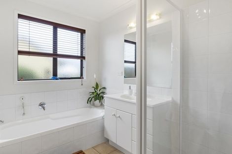 Photo of property in 99 Rototuna Road, Rototuna, Hamilton, 3210