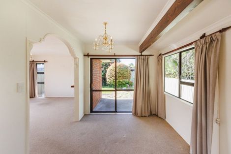 Photo of property in 7 Edgecombe Court, Roslyn, Palmerston North, 4414