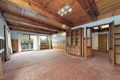 Photo of property in 236 Godley Road, Titirangi, Auckland, 0604