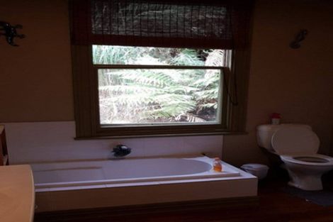 Photo of property in 51 Opanuku Road, Henderson Valley, Auckland, 0612