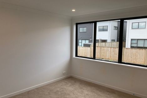 Photo of property in 19b O'meara Street, Swanson, Auckland, 0614