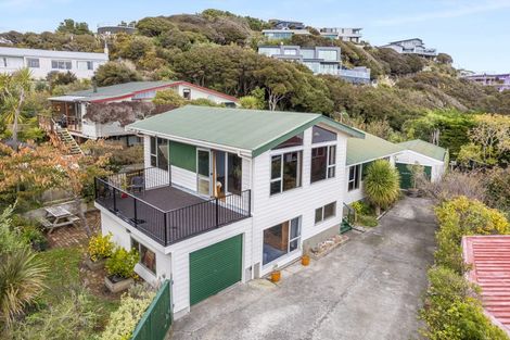 Photo of property in 22c Kahu Road, Paremata, Porirua, 5024