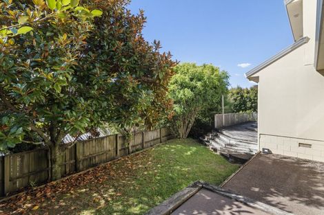 Photo of property in 128 Onetaunga Road, Chatswood, Auckland, 0626