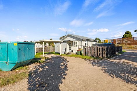 Photo of property in 18 Wilson Road South, Waihi Beach, 3611