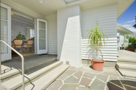Photo of property in 2 Lytton Road, Riverdale, Gisborne, 4010
