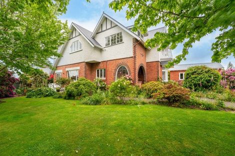 Photo of property in 2 Hart Street, Maori Hill, Timaru, 7910