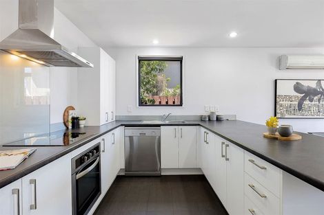 Photo of property in 26 Macaulay Street, Addington, Christchurch, 8024