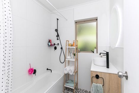 Photo of property in 9 Totara Terrace, Huntly, 3700