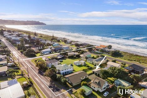 Photo of property in 241 Seaforth Road, Waihi Beach, 3611