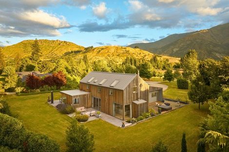 Photo of property in 10 Ellen Johnson Terrace, Lake Hayes, Queenstown, 9371