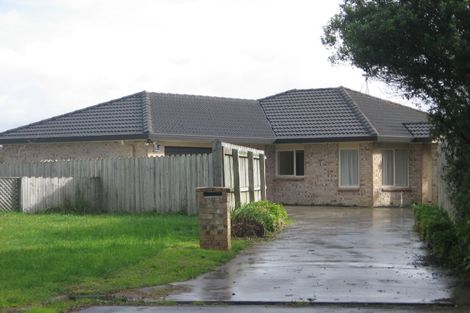 Photo of property in 9 Lutana Place, Burswood, Auckland, 2013