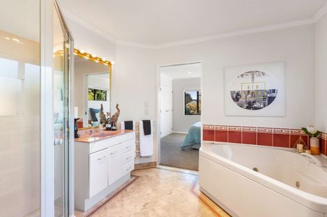 Photo of property in 3 Takahe Drive, Paraparaumu Beach, Paraparaumu, 5032