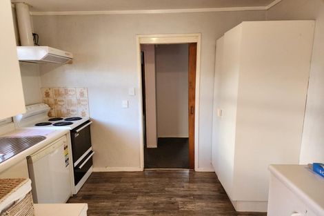 Photo of property in 2/76 Cambridge Terrace, Waterloo, Lower Hutt, 5011