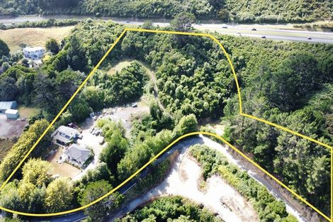 Photo of property in 30 Rowells Road, Glenside, Wellington, 6037