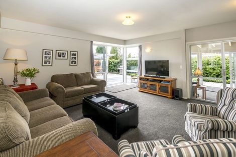 Photo of property in 22 Torlesse Crescent, Darfield, 7510