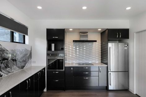 Photo of property in 6 Satchell Way, Kaiwharawhara, Wellington, 6035