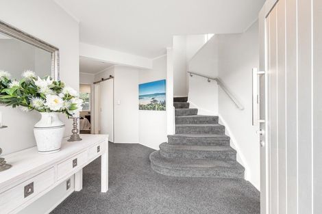 Photo of property in 27 Seaway Terrace, Otumoetai, Tauranga, 3110