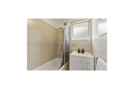 Photo of property in 93 Crawford Avenue, Mangere Bridge, Auckland, 2022