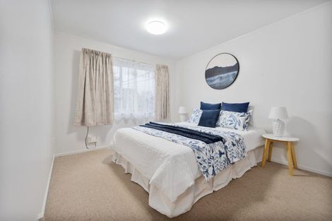Photo of property in 2/43 Rimu Street, New Lynn, Auckland, 0600