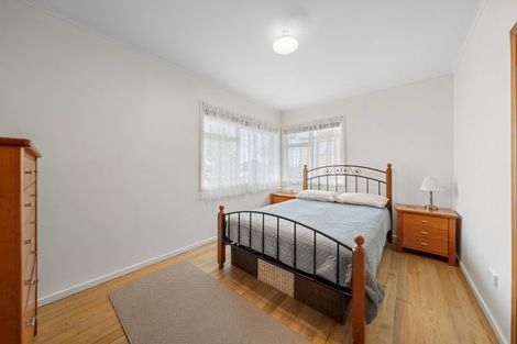 Photo of property in 3 Poto Street, Te Atatu South, Auckland, 0610