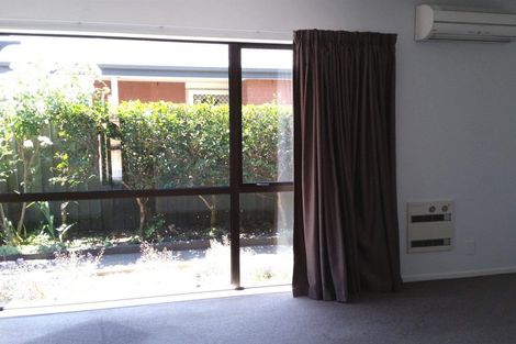 Photo of property in 37a Cardigan Bay Place, Addington, Christchurch, 8024