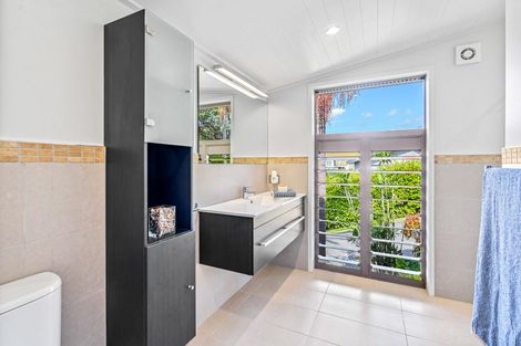 Photo of property in 34 Ohawini Road, Oakura, Hikurangi, 0184