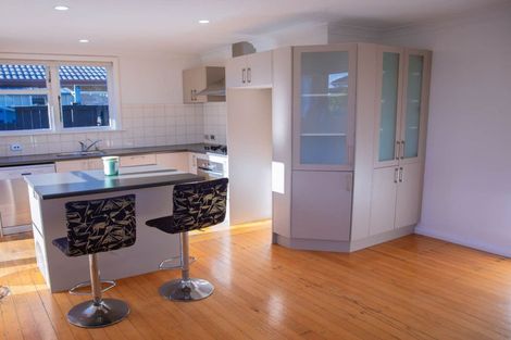 Photo of property in 160b Ridge Road, Howick, Auckland, 2014