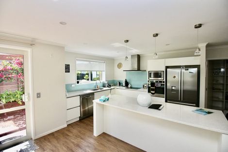 Photo of property in 51 Aquila Drive, Whitianga, 3510