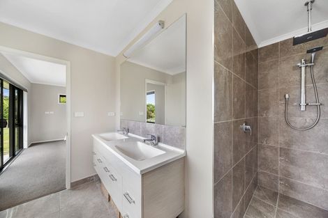 Photo of property in 12 Lacebark Drive, Kinloch, Taupo, 3377