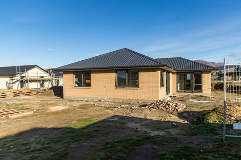 Photo of property in 2 Bradford Street, Cromwell, 9310