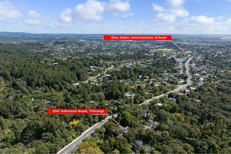 Photo of property in 200 Atkinson Road, Titirangi, Auckland, 0604