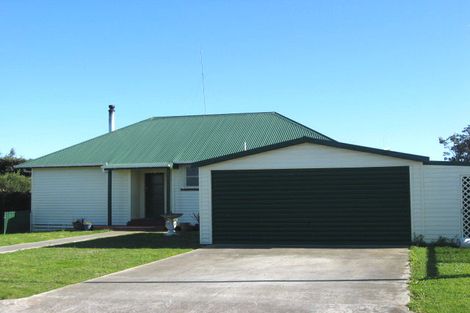 Photo of property in 12 Clifton Street, Bulls, 4818