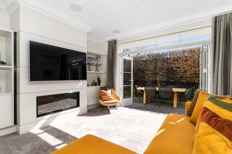 Photo of property in 9 Allister Avenue, Merivale, Christchurch, 8014