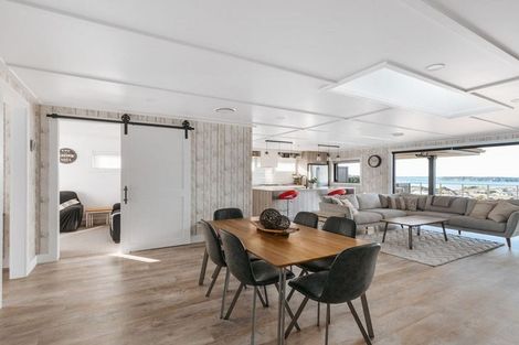 Photo of property in 4 Goldstone Place, Omokoroa, 3114