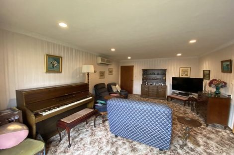 Photo of property in 132 Reynolds Avenue, Bishopdale, Christchurch, 8053