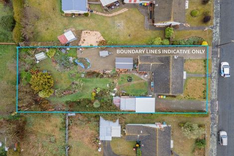 Photo of property in 9 Moorhouse Street, Waimate, 7924