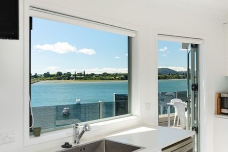 Photo of property in 4/6 Elizabeth Street, Tauranga, 3110