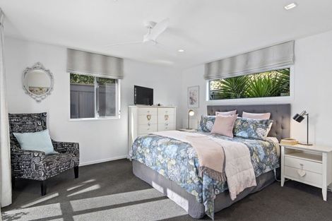 Photo of property in 102a Esplanade, Sumner, Christchurch, 8081