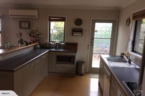 Photo of property in 8a Sutherland Avenue, Mount Maunganui, 3116