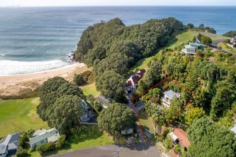 Photo of property in 126 Oratia Place, Onemana, Whangamata, 3691
