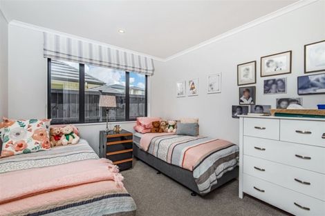 Photo of property in 83 Colonial Drive, Silverdale, 0932