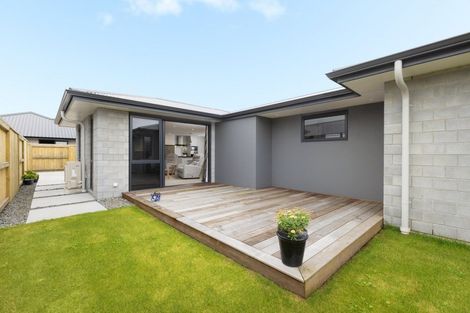 Photo of property in 204 Te Okuroa Drive, Papamoa, 3118