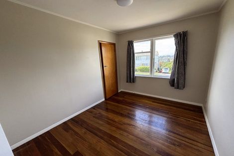 Photo of property in 82-84 Leicester Street, Cannons Creek, Porirua, 5024