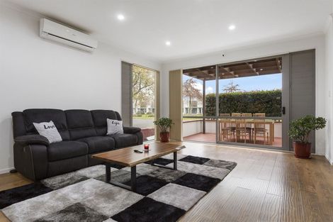 Photo of property in 21 Kauri Drive, Takanini, 2112