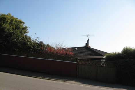 Photo of property in 4/2 Dyers Pass Road, Cashmere, Christchurch, 8022