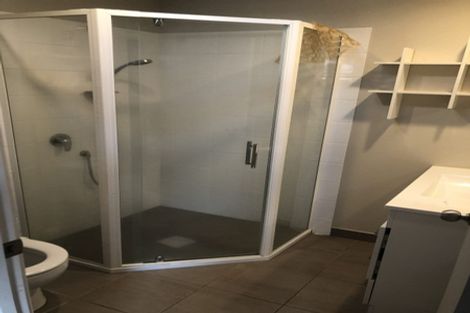 Photo of property in 2/15 Albert Street, Hamilton East, Hamilton, 3216